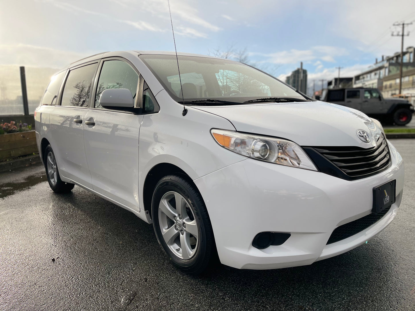 2014 Toyota Sienna L