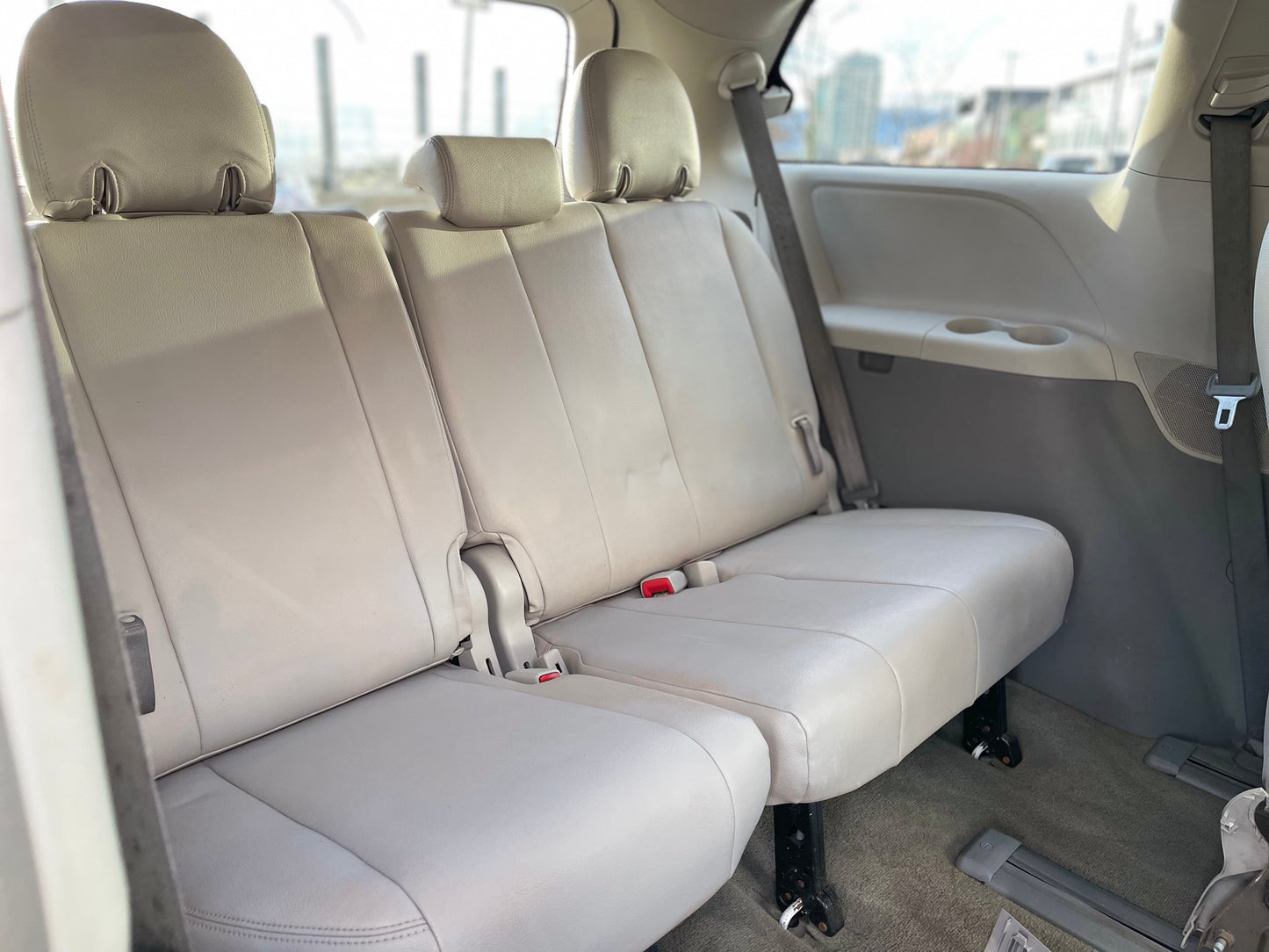2014 Toyota Sienna L
