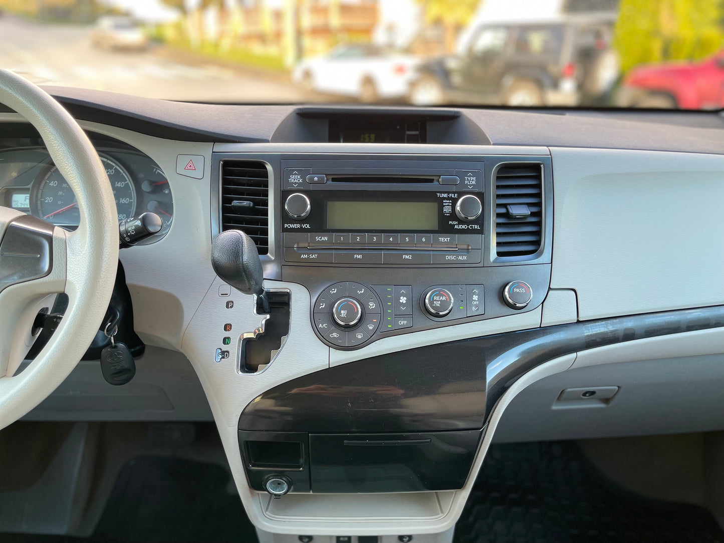 2014 Toyota Sienna L