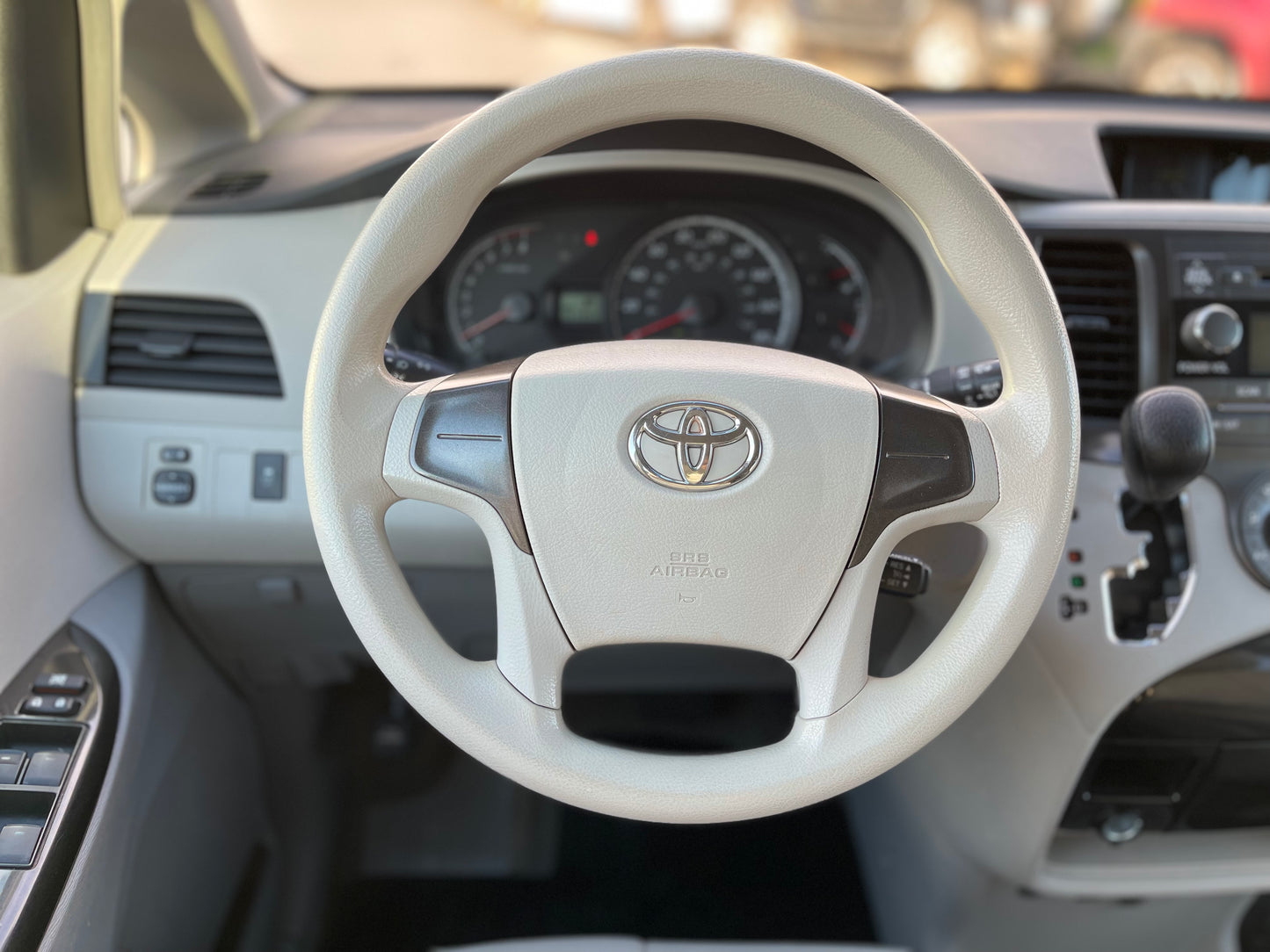 2014 Toyota Sienna L