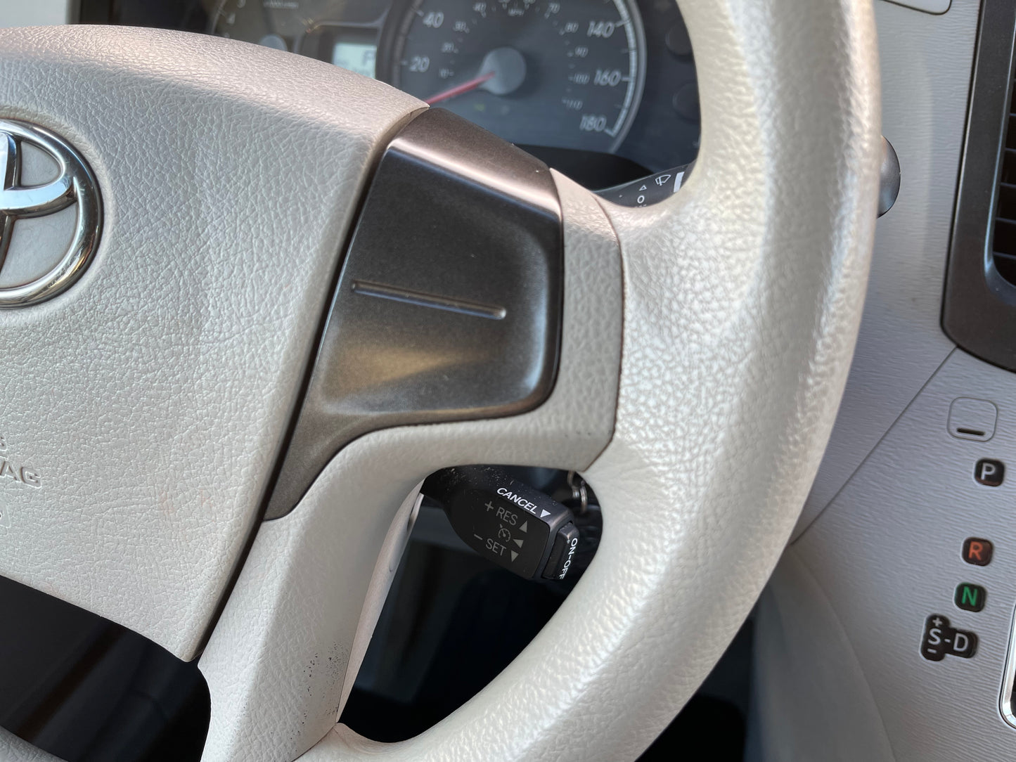 2014 Toyota Sienna L