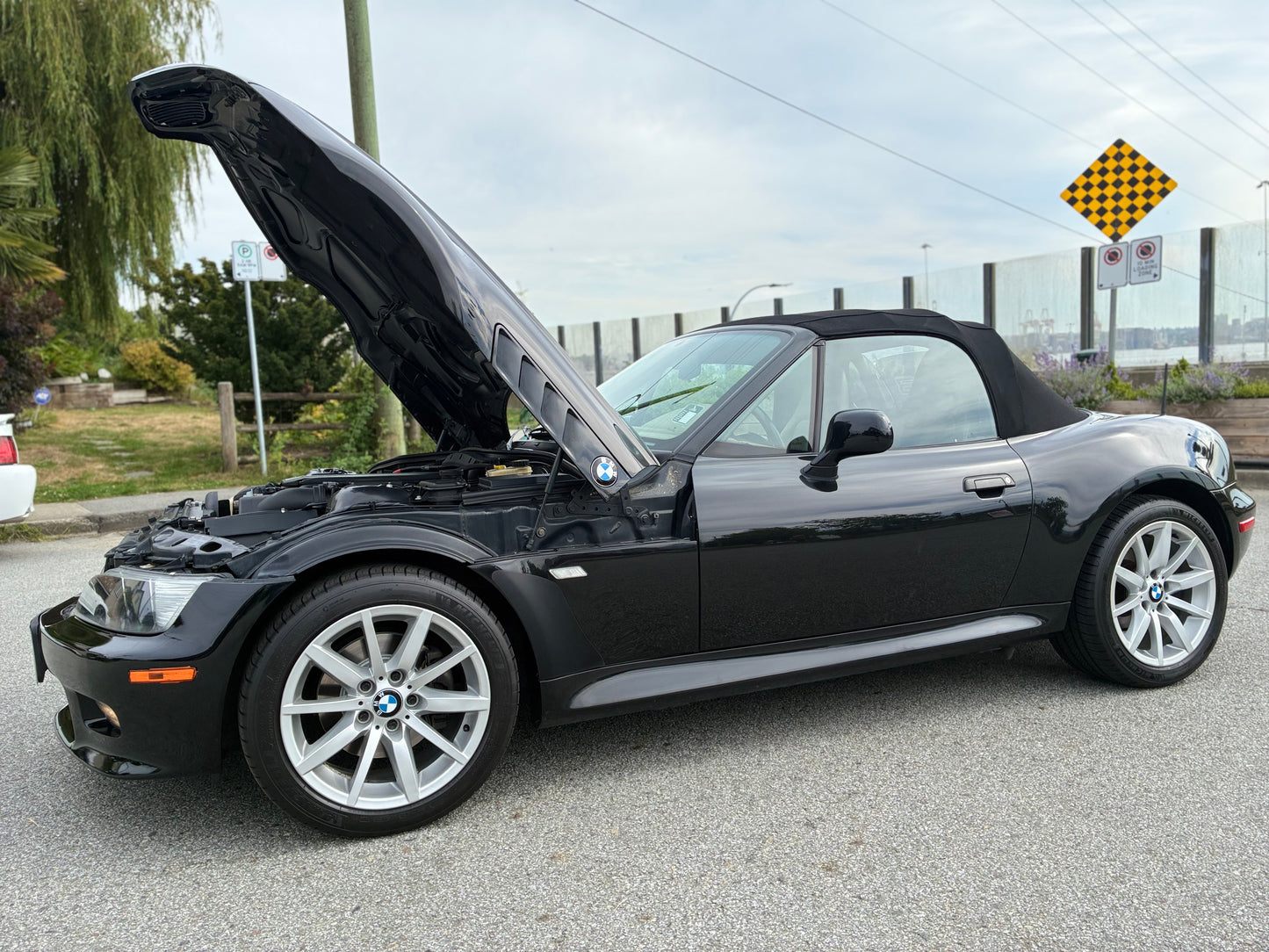 2002 BMW Z3 3.0i Convertible