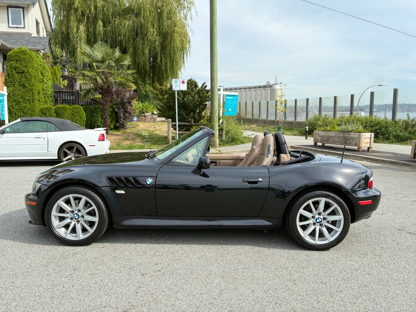 2002 BMW Z3 3.0i Convertible