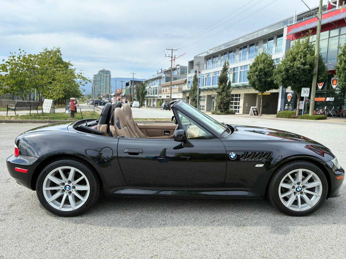 2002 BMW Z3 3.0i Convertible