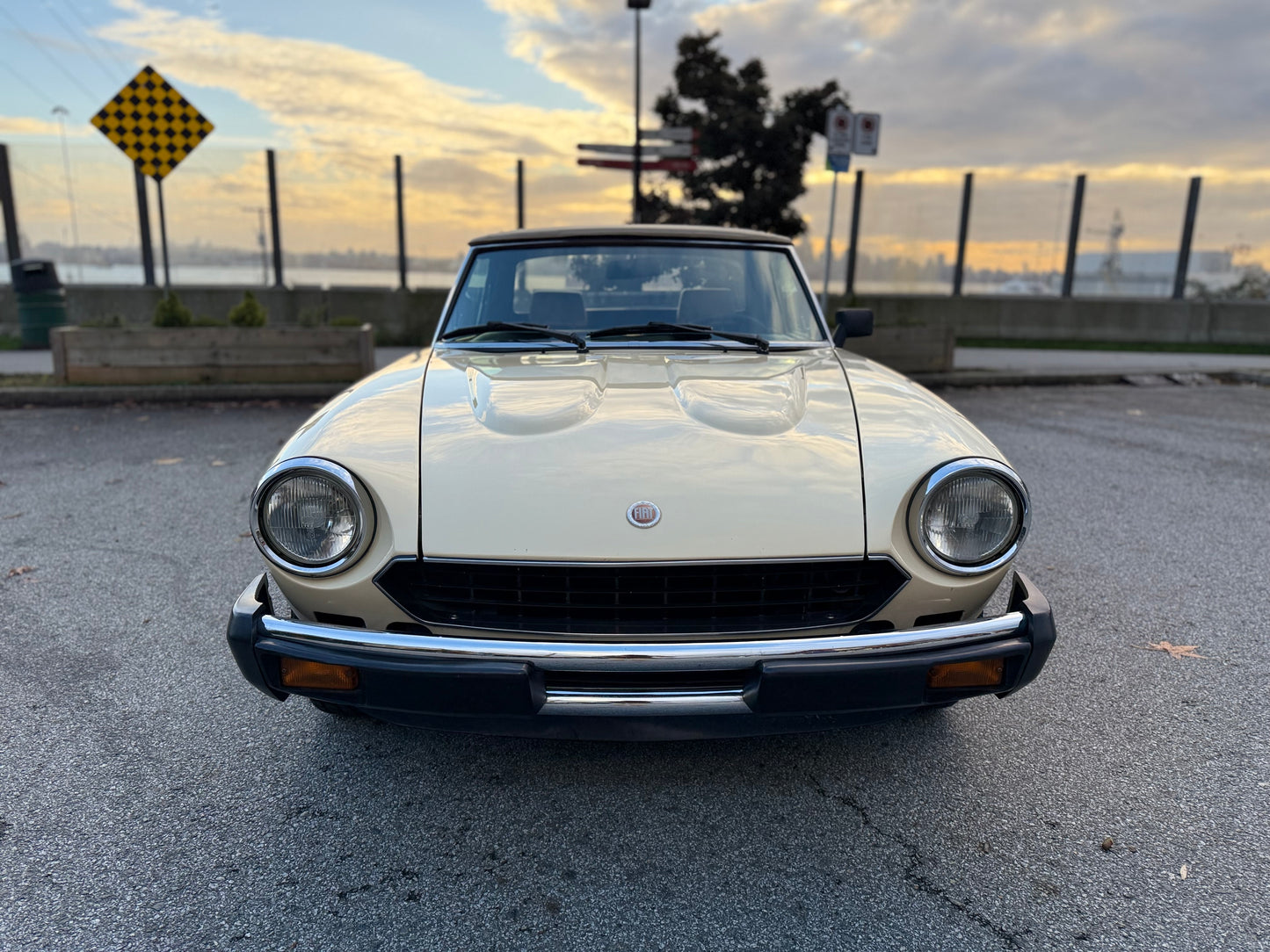 1981 Fiat Spider 2000 by Pininfarina