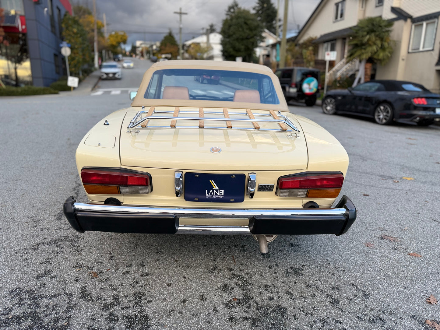 1981 Fiat Spider 2000 by Pininfarina