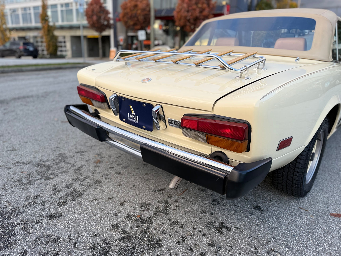 1981 Fiat Spider 2000 by Pininfarina