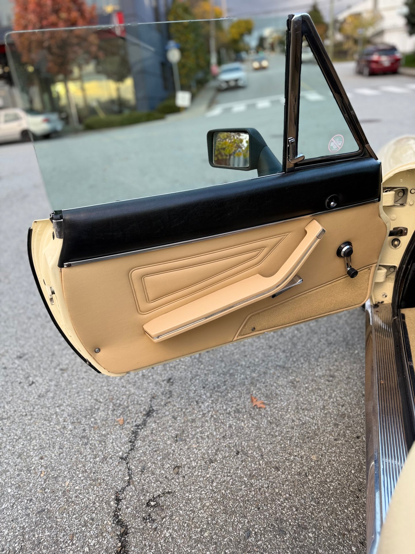 1981 Fiat Spider 2000 by Pininfarina