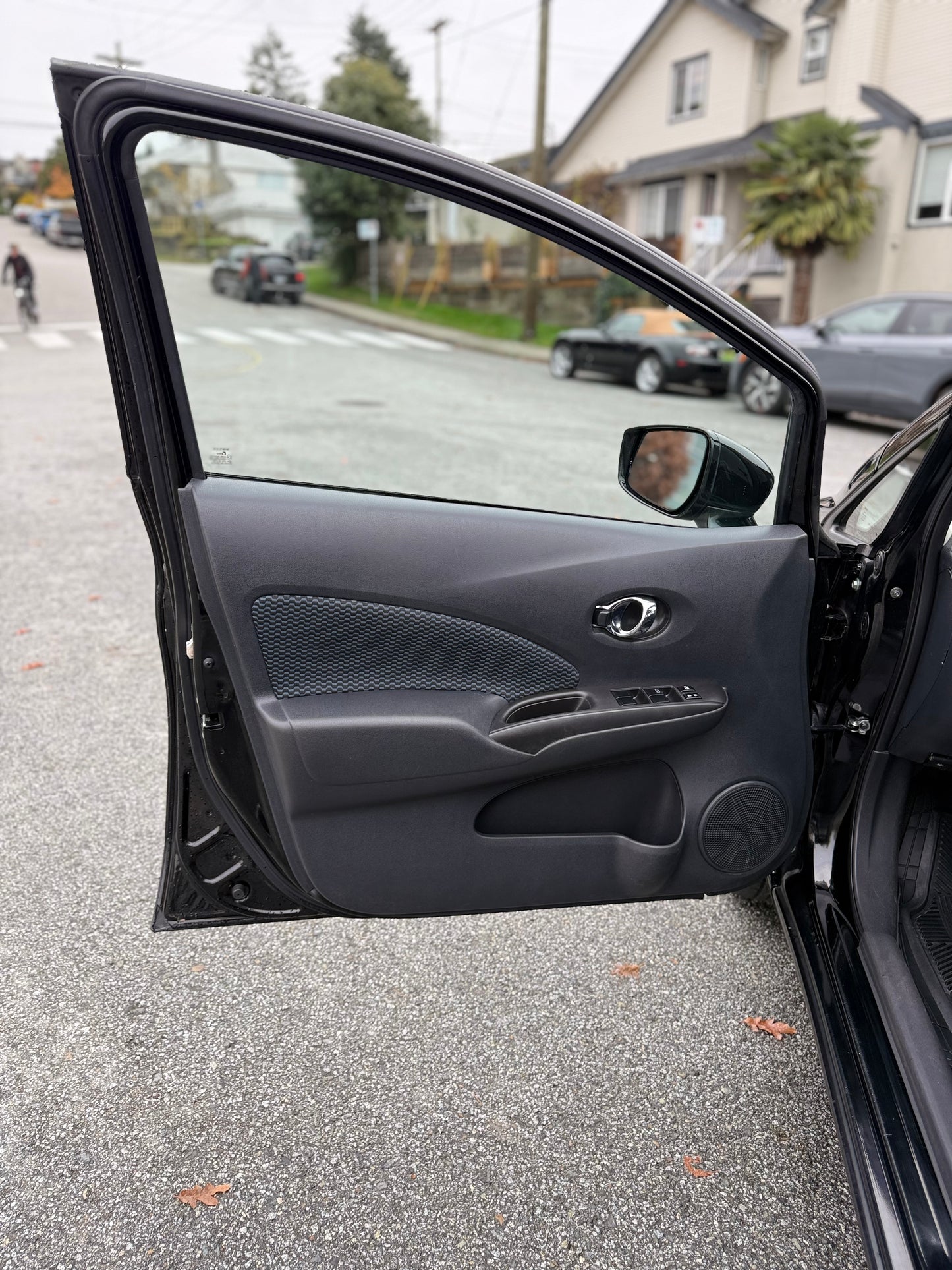 2016 Nissan Versa Note SV