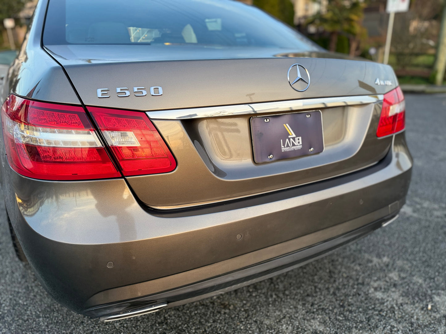 2010 Mercedes-Benz E550 AWD (4MATIC)
