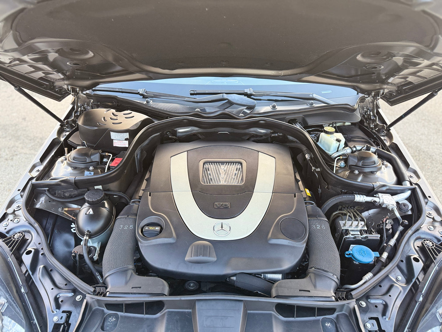 2010 Mercedes-Benz E550 AWD (4MATIC)