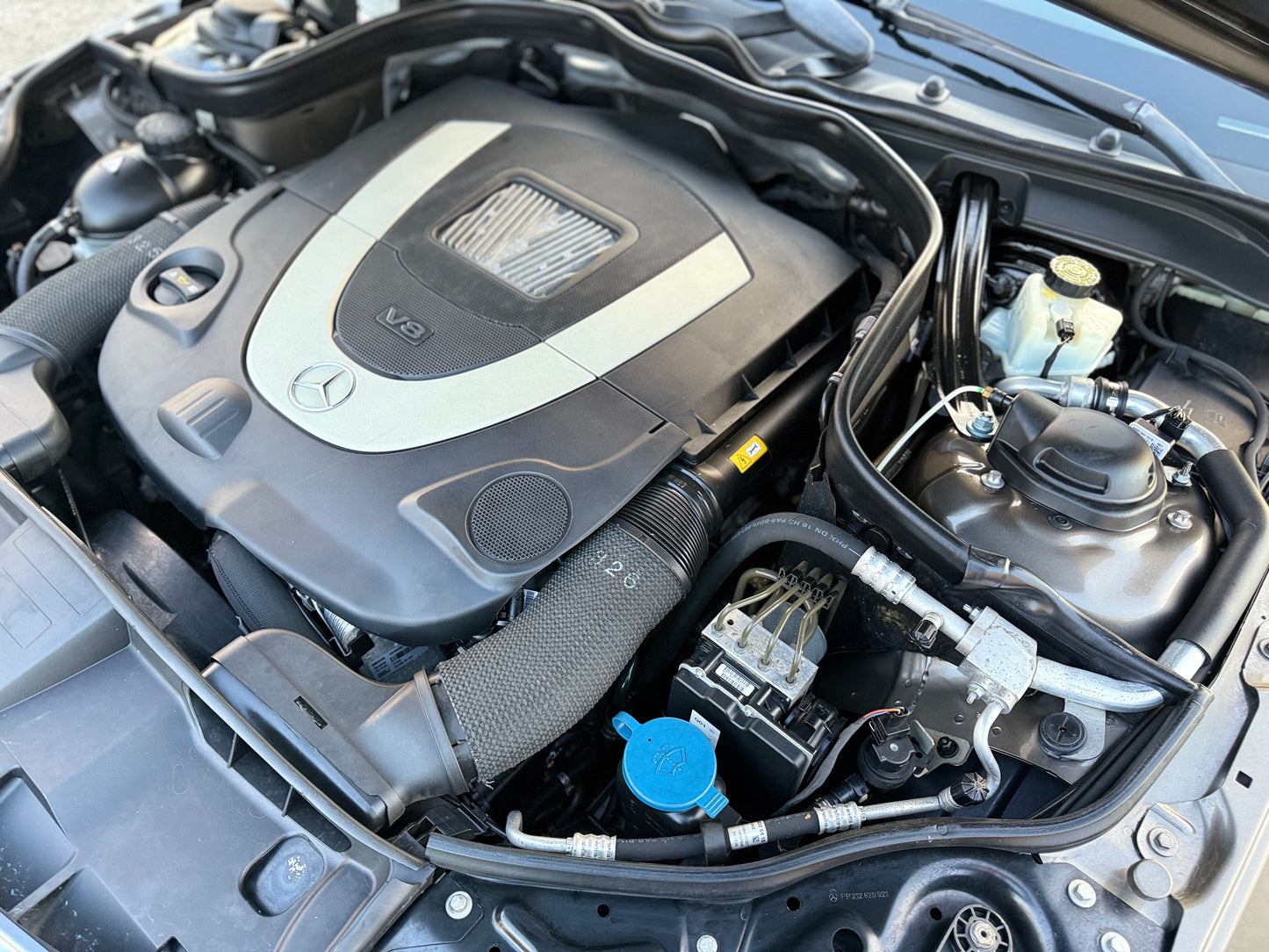 2010 Mercedes-Benz E550 AWD (4MATIC)