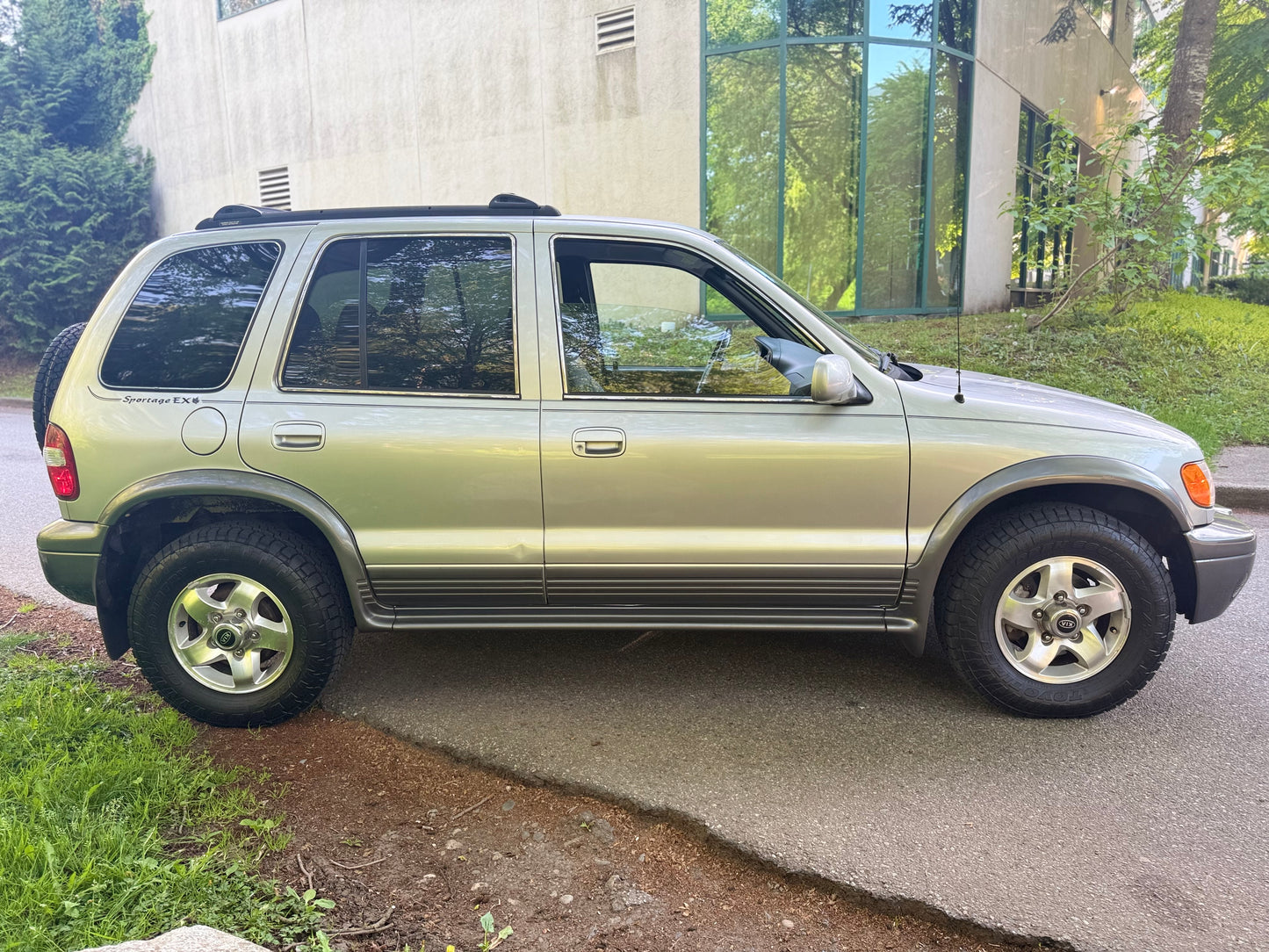 2002 Kia Sportage EX
