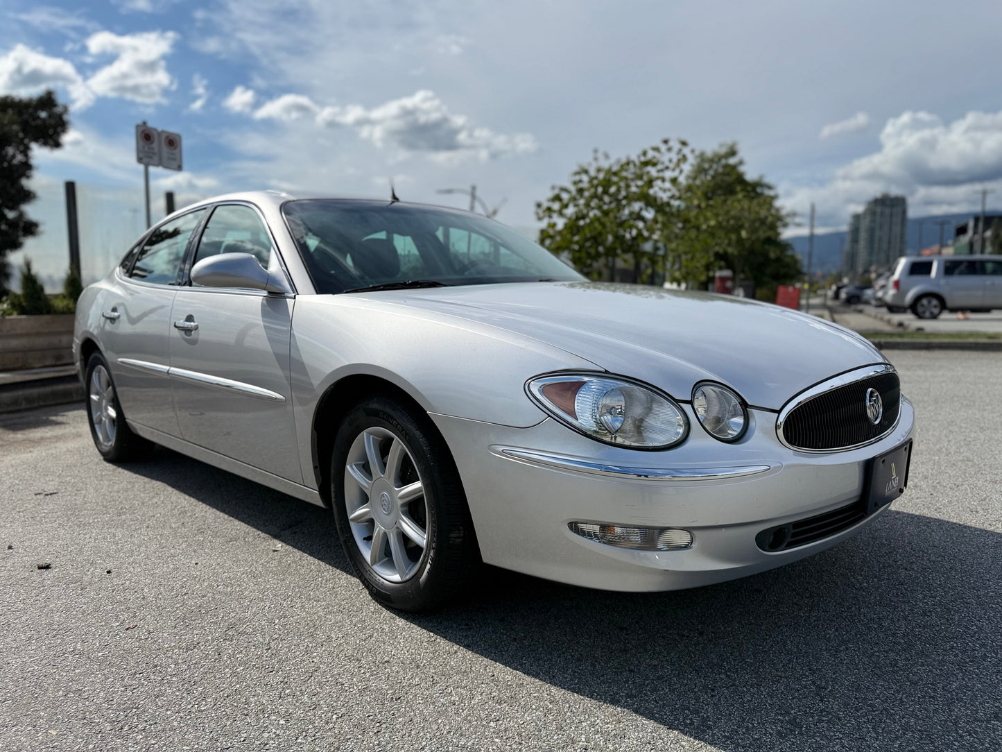 2005 BUICK ALLURE CXS
