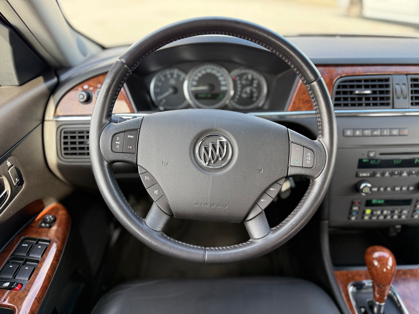 2005 BUICK ALLURE CXS